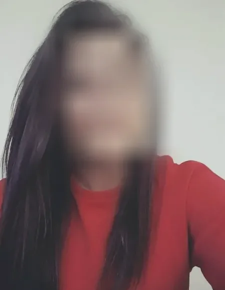 Emily, 33