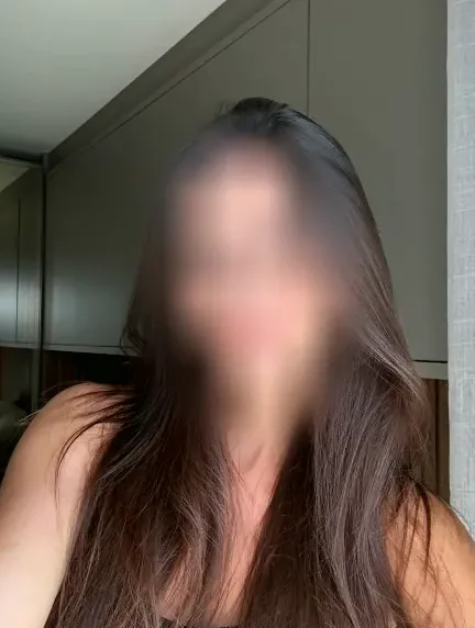 Fiona, 37