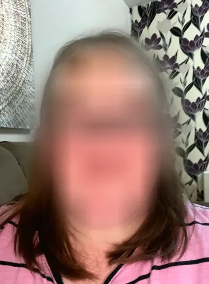 Jasmin, 30
