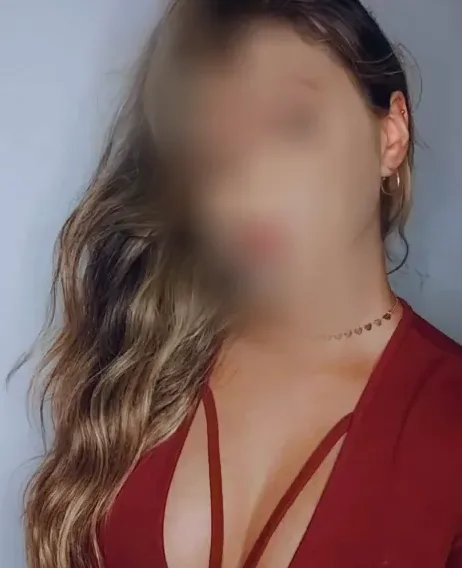 Marina, 23