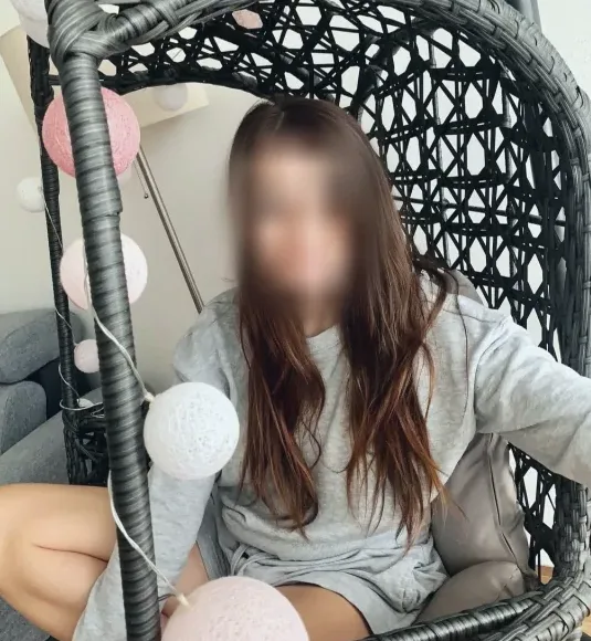 Paula, 28