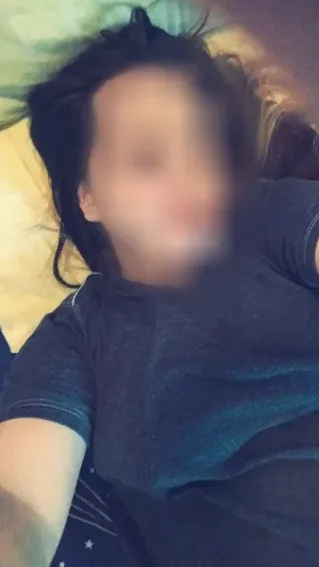 Sandra, 28