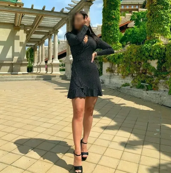 Silvia, 36