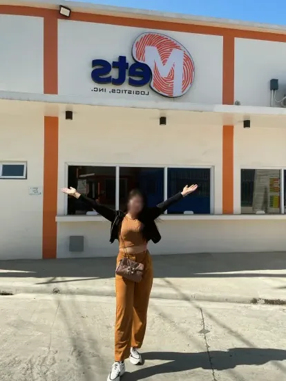 Theresa, 25